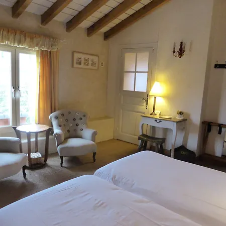 Domaine De Bassilour 4*