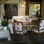 Domaine De Bassilour Hotel