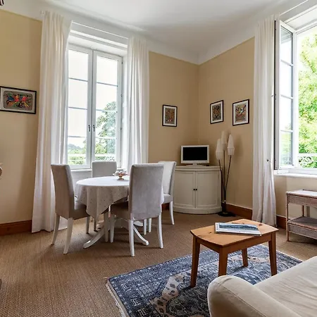 Domaine De Bassilour 4*