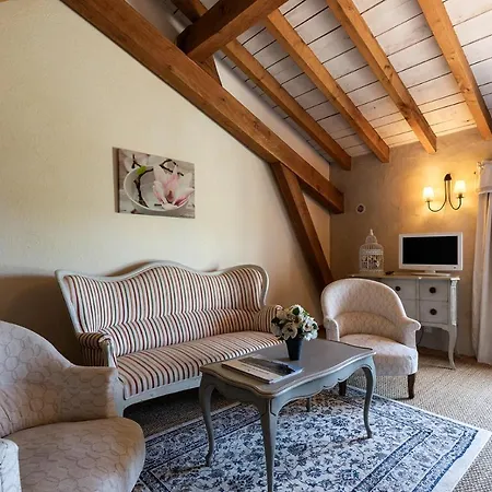 Domaine De Bassilour Hotel