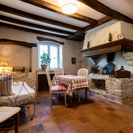 فندق Domaine De Bassilour 4*