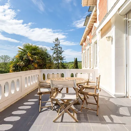 호텔 Domaine De Bassilour