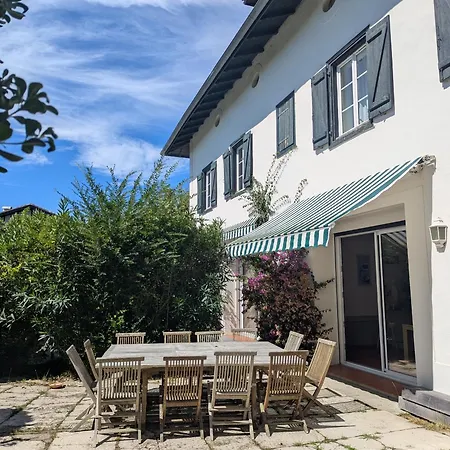 Domaine De Bassilour Hotel 4*