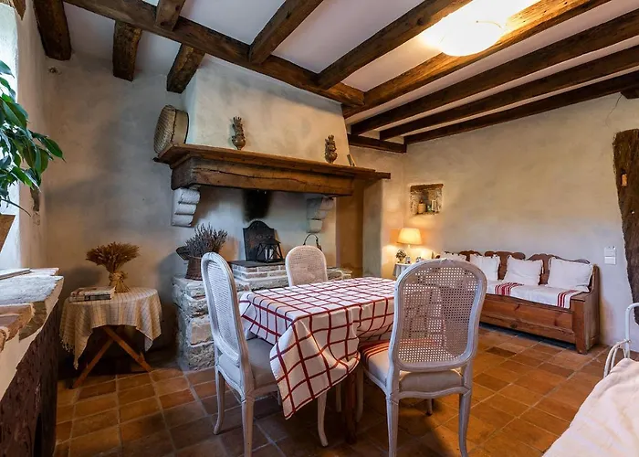 Domaine De Bassilour Hotel