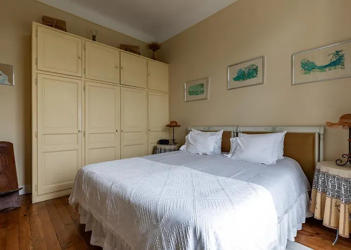 Domaine De Bassilour Hotel