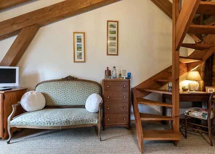 Hotel Domaine De Bassilour 4*