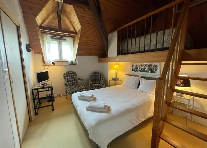 Domaine De Bassilour Hotel