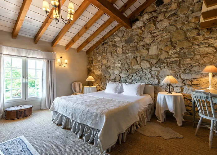 Hotel Domaine De Bassilour